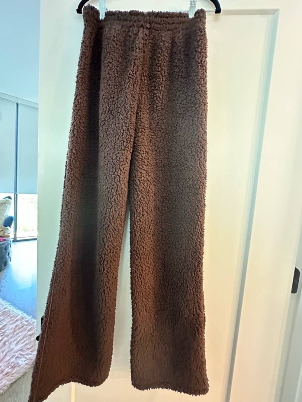 SKIMS Brown Sherpa Joggers Small Pants